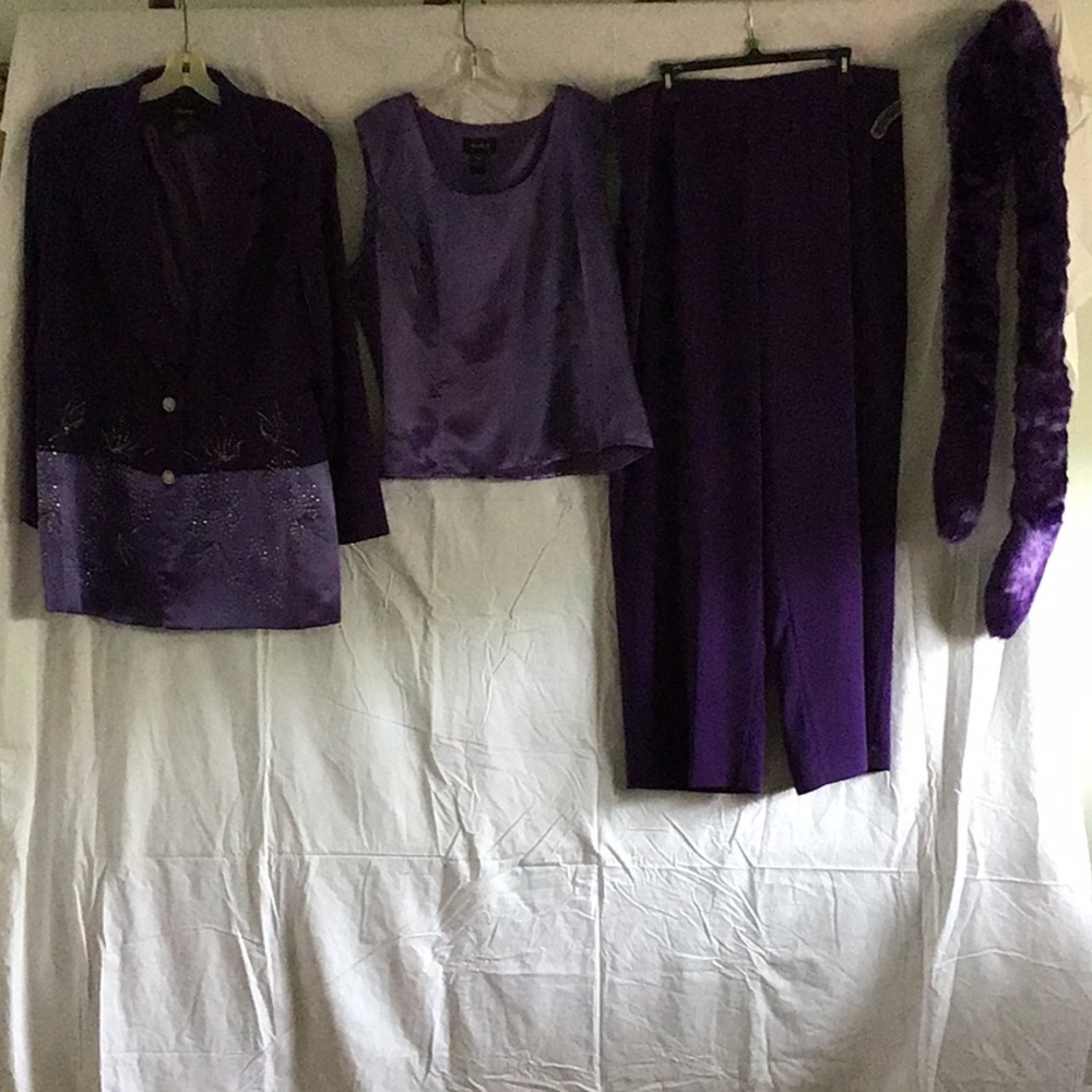 Women’s Suit